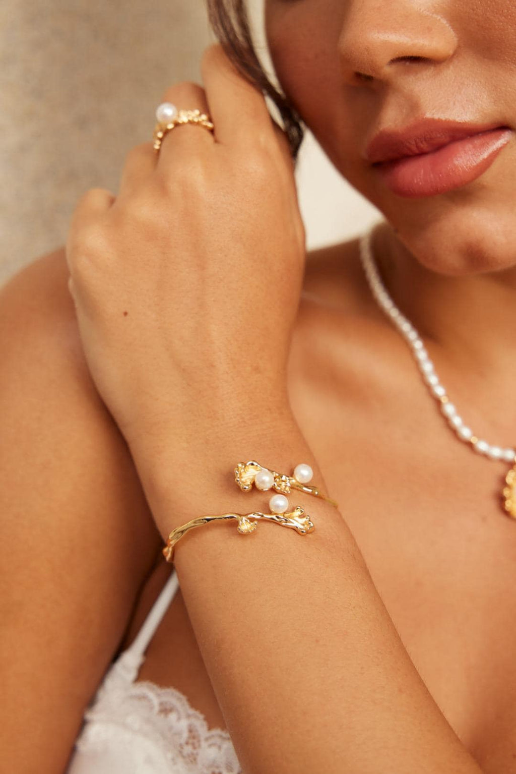 Wave Collection Sterling Silver Freshwater Pearl Bracelet